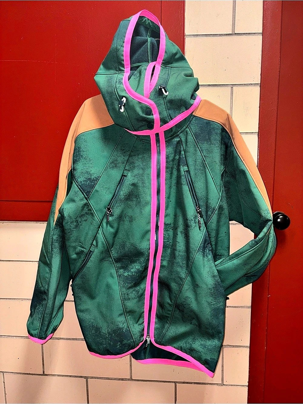 Free People Movement Women's Ski Jacket Green & Pink Size Small worn one time